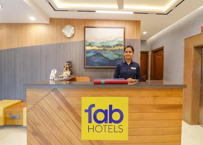 Fabhotel Rr Residency - Dlf Cyber City Gurgaon