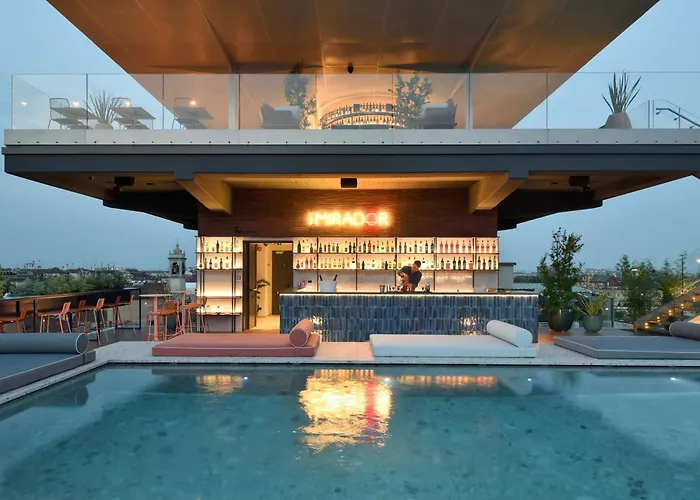 21 House Of Stories Navigli Hotel Milaan
