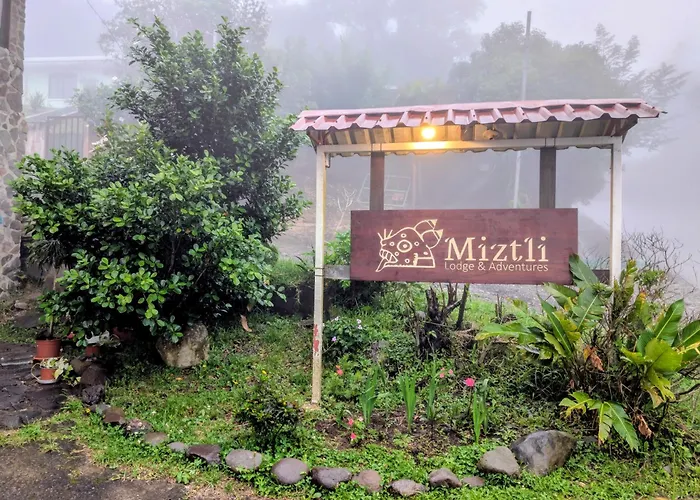 Miztli Lodge & Adventure Monteverde