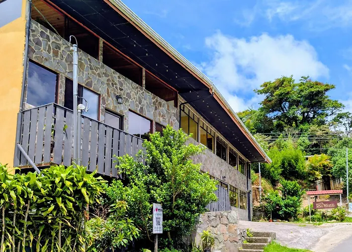 Miztli Lodge & Adventure Monteverde
