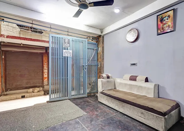 Hotel Twamev Couple Friendly Laxmi Nagar New Delhi