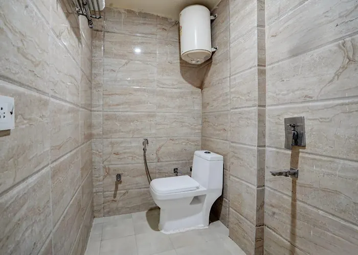 Hotel Grand Lowsan New Delhi