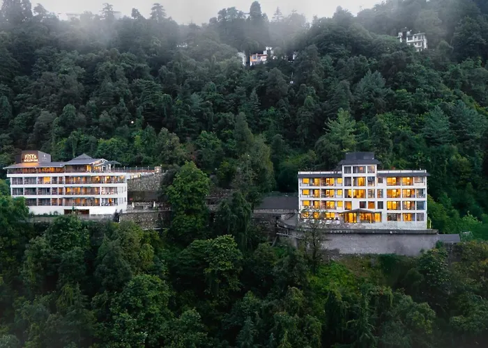 Justa Hollow Oak, Mussoorie