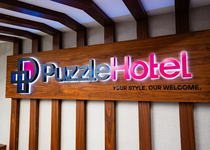 Puzzle Hotel Airport Frankfurt Rüsselsheim