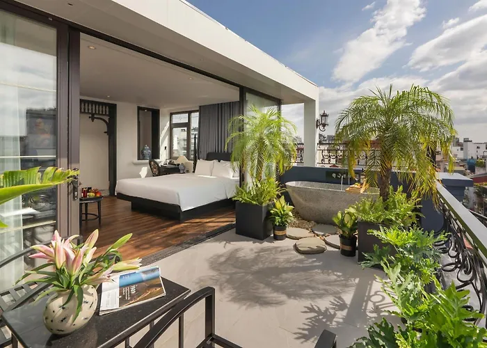 Hanoi Le Chateau Hotel & Spa
