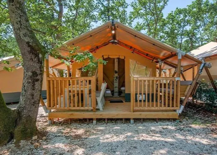 Eurocamp Tents At Campsite Polari Rovinj