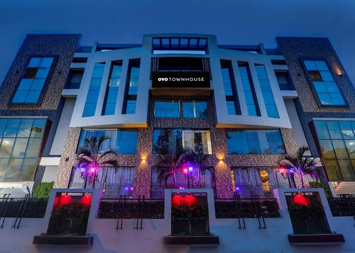 Townhouse Sakura Hotel Lucknow