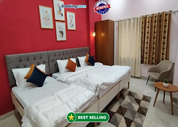 Premium Hotel - Shree Puram - Free Wi-Fi & Parking - Near The Shree Kashi Vishwanath Temple Varanasi