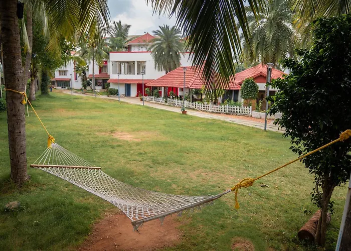 Redwoods Hotels And Resorts Chennai