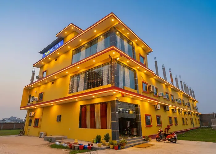 Fabhotel Shree Venkatesh Nileyam - 300M From Ram Janam Bhumi Ayodhya
