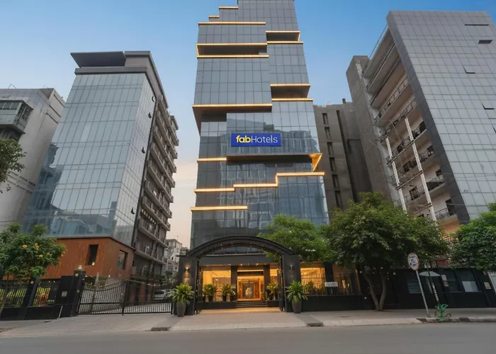Fabhotel Prime Elegance Suites Noida