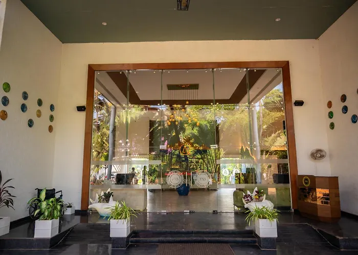 Foxoso La Beach Resort & Spa Old Goa