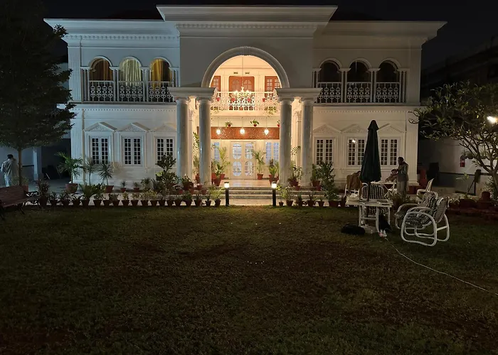 White House Karachi Hotel