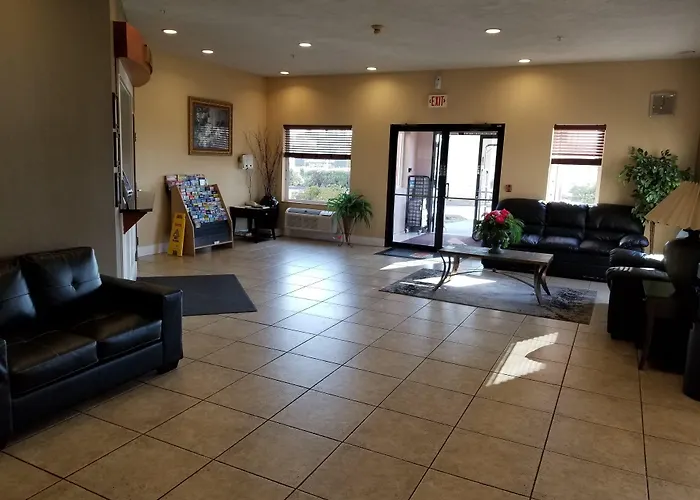 Super 8 By Wyndham Bellingham Airport/Ferndale Hotel