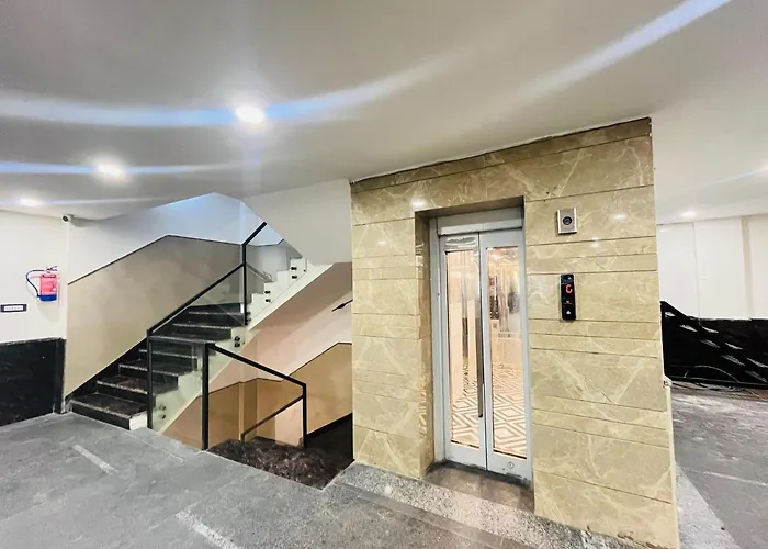 Hotel Mannat - Near Thyagaraj Sports Complex New Delhi