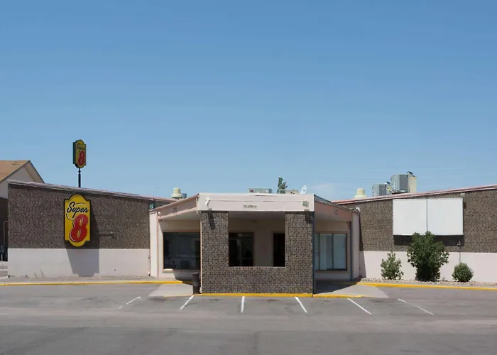 Super 8 By Wyndham Sterling Co Hotel