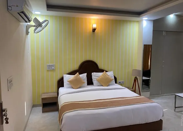 Immense Residency Hotel Faridabad