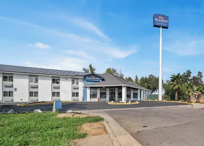 Baymont By Wyndham Anderson Motel