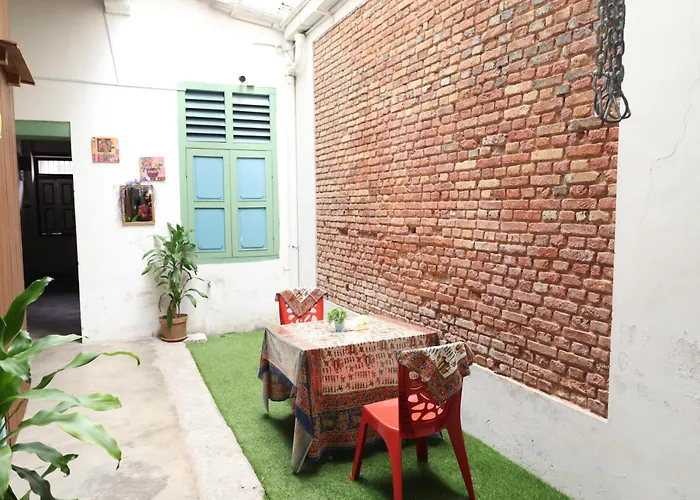 The Lang Hoose Hotel George Town