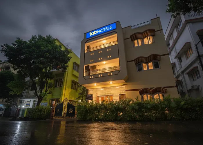 Fabhotel Astoria House - Near Central Park Kolkata