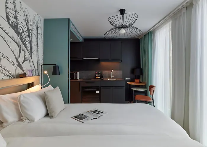 Aparthotel Adagio London City East