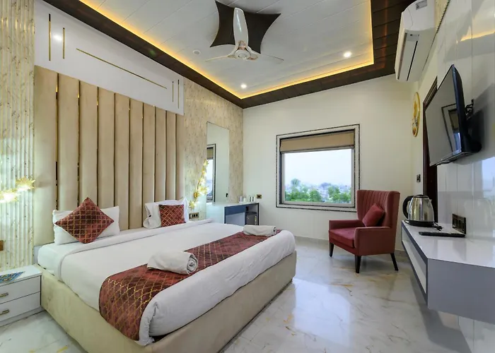 Hotel Prince Diamond Varanasi