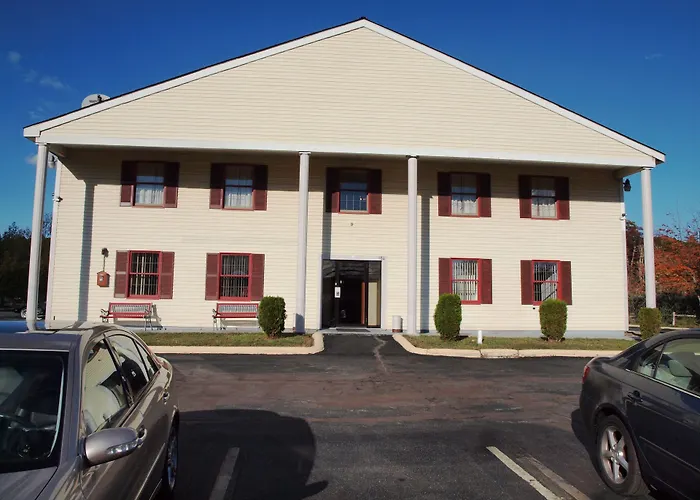Hilltop Express Inn Groton