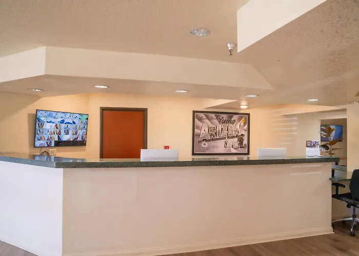 Hotel Super 8 By Wyndham Yuma