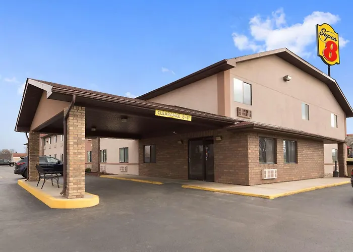 Super 8 By Wyndham Rantoul Hotel
