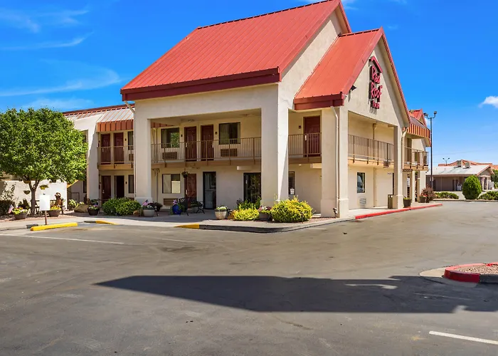 Red Roof Inn Gallup - Pet Friendly