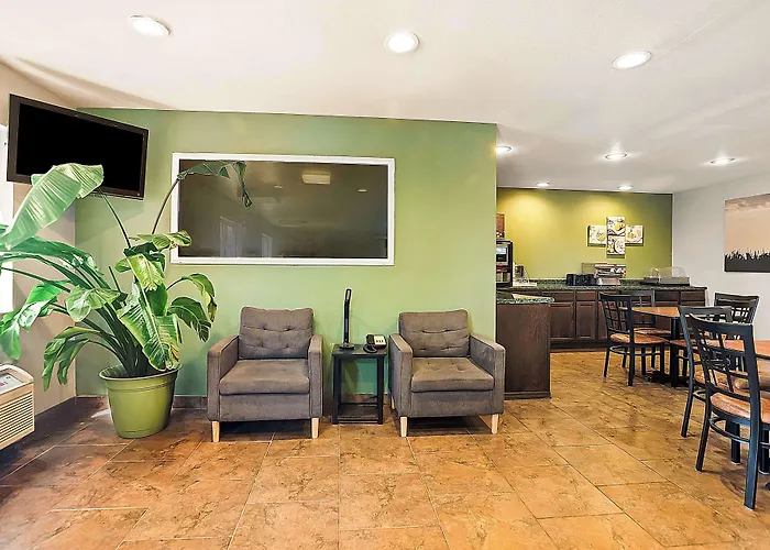 Surestay Plus Hotel By Best Western Bettendorf