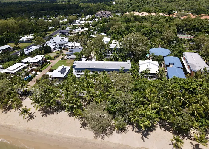 Agincourt Beachfront Apartments Clifton Beach