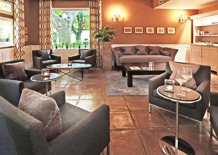 Hotel Le Prieure à Villeneuve-lès-Avignon