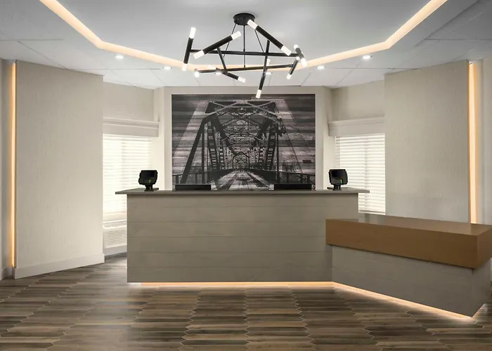 Doubletree By Hilton North Salem Hotel