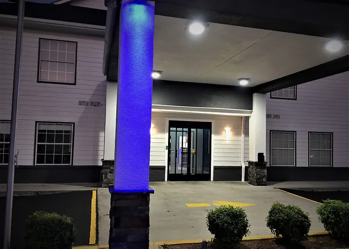 Baymont By Wyndham Adairsville