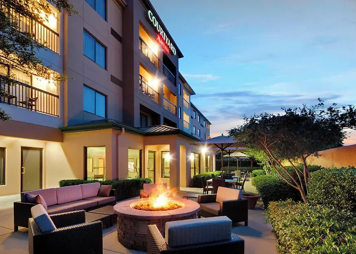 Courtyard Dallas Mesquite