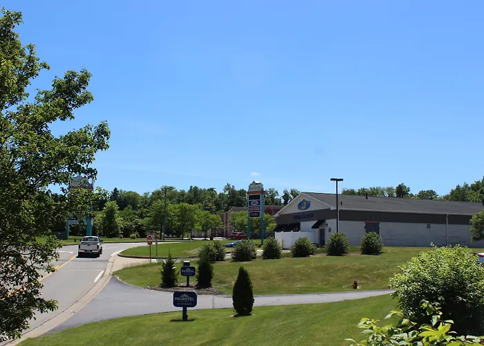Microtel Inn & Suites By Wyndham Pittsburgh Airport Robinson Township 