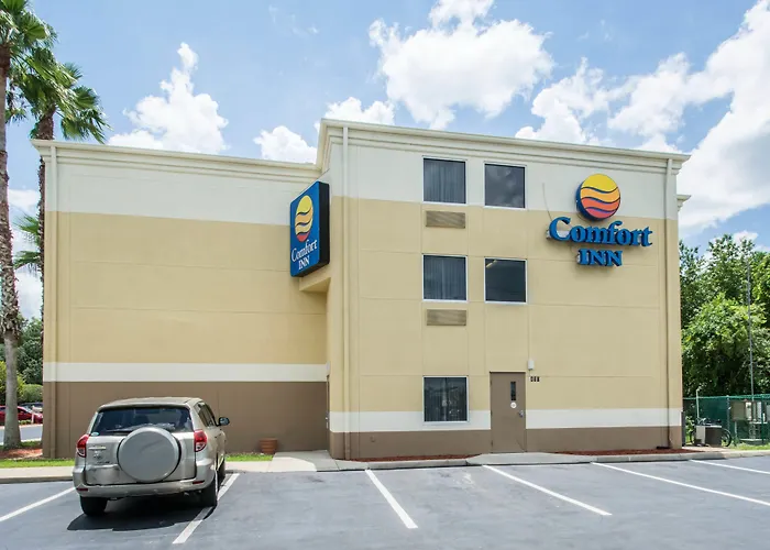 Comfort Inn & Suites Deland - Near University