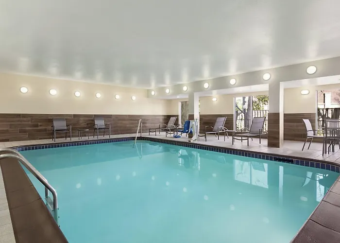 Fairfield Inn By Marriott Tracy