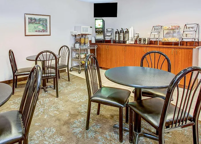Microtel Inn & Suites By Wyndham Mason