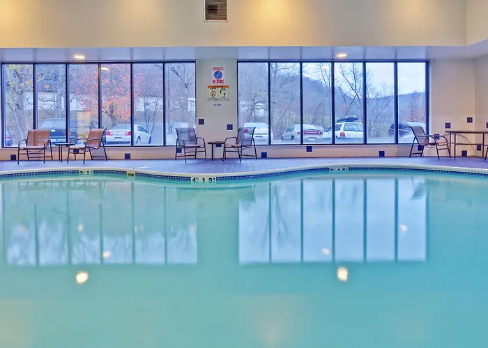 Holiday Inn Express Winfield - Teays Valley