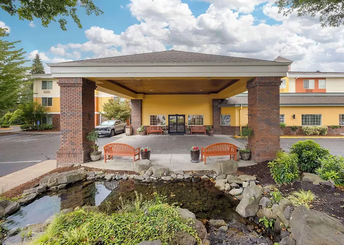 Best Western Plus Northwind Inn & Suites Tigard