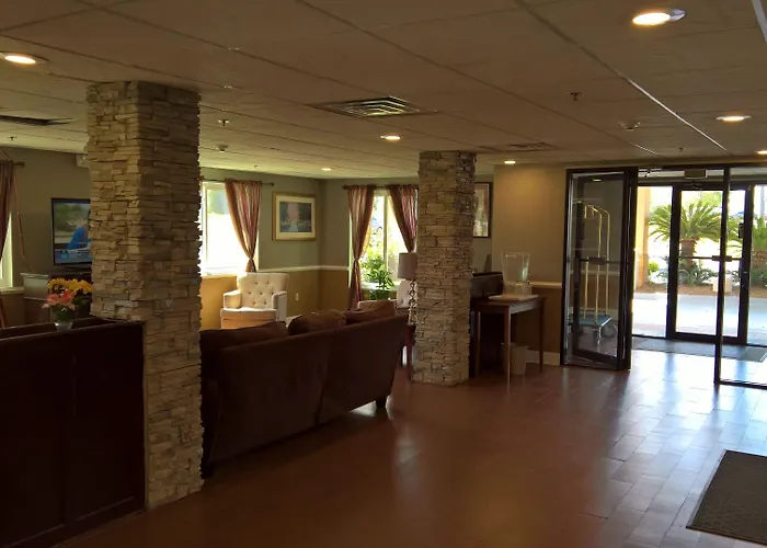 Baymont By Wyndham Cordele Hotel