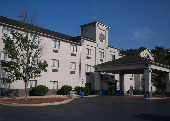 Baymont By Wyndham Portage Hotel