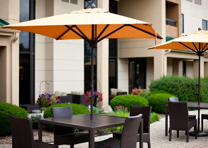 Courtyard Chicago St. Charles Hotel Saint Charles