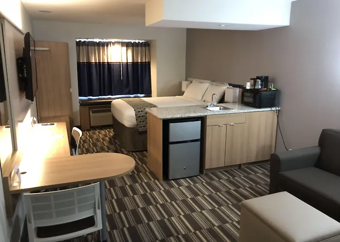 Microtel Inn & Suites Baton Rouge