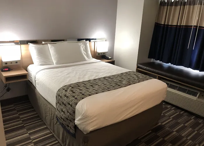 Microtel Inn & Suites Baton Rouge