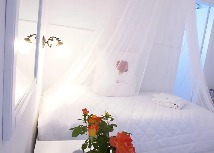 Paradise Art Hotel By Mr And Mrs White Andros Town