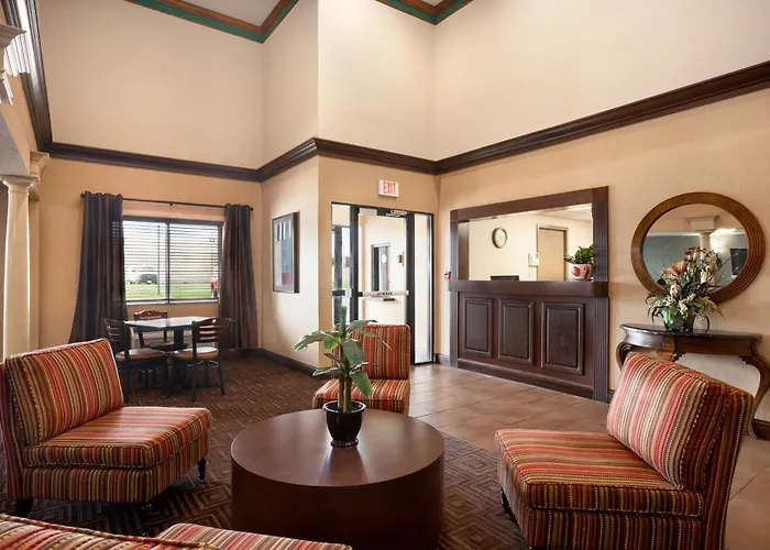 Super 8 By Wyndham Fairview Heights-St. Louis Motel