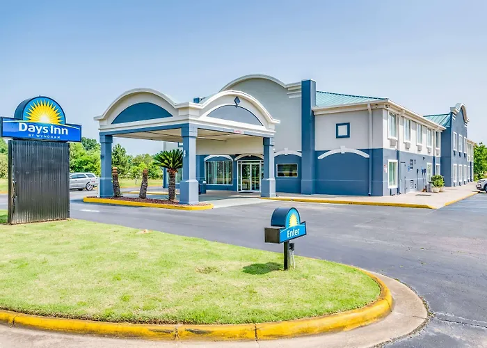 Days Inn By Wyndham Coliseum Montgomery Al